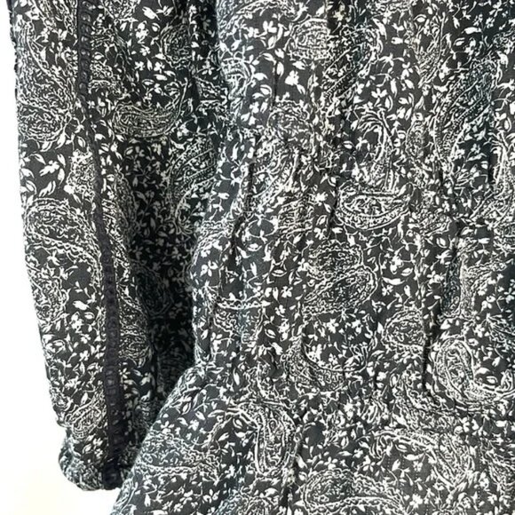 Sam Edelman Meadow Paisley Fields Gardenia Long Sleeve Off-Shoulder Top - Picture 6 of 9